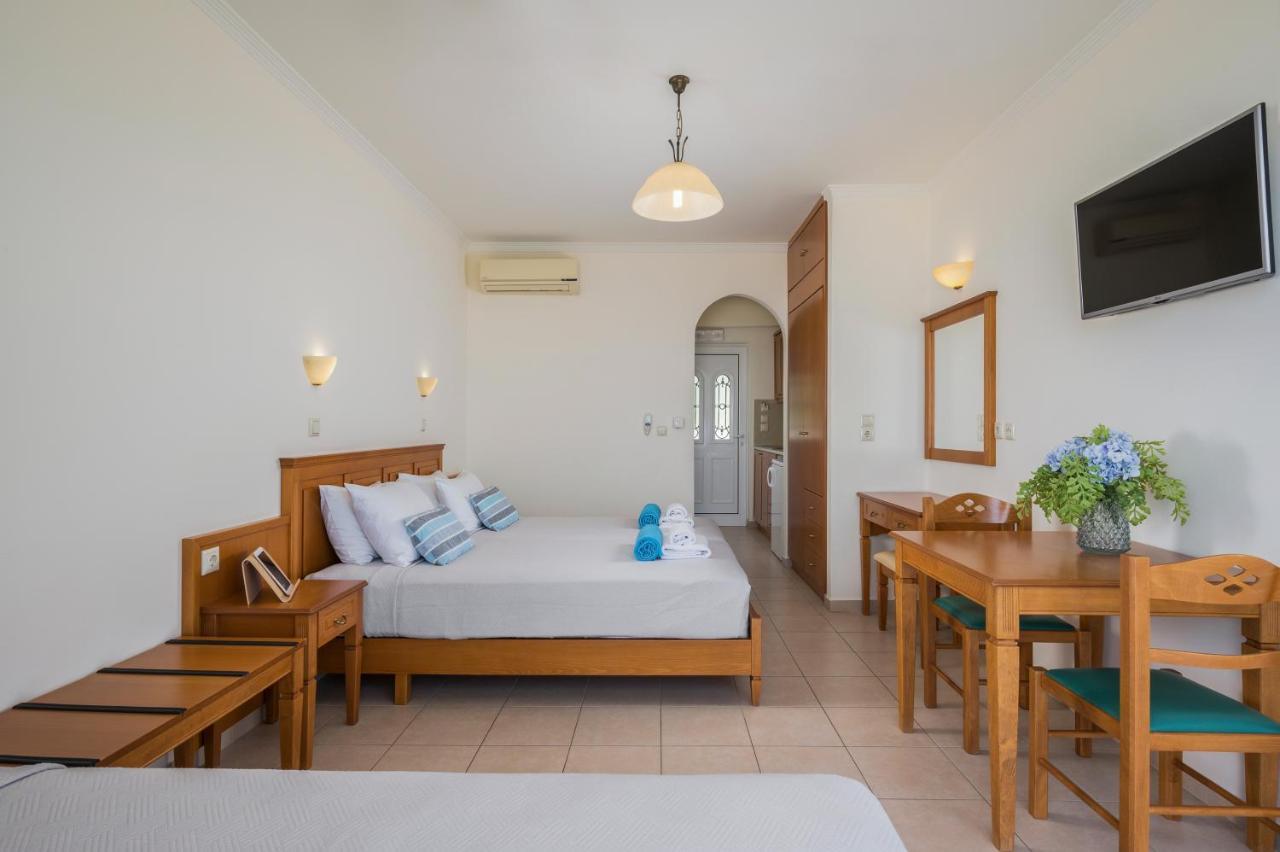 Hermes Sea View Stalos Exterior foto
