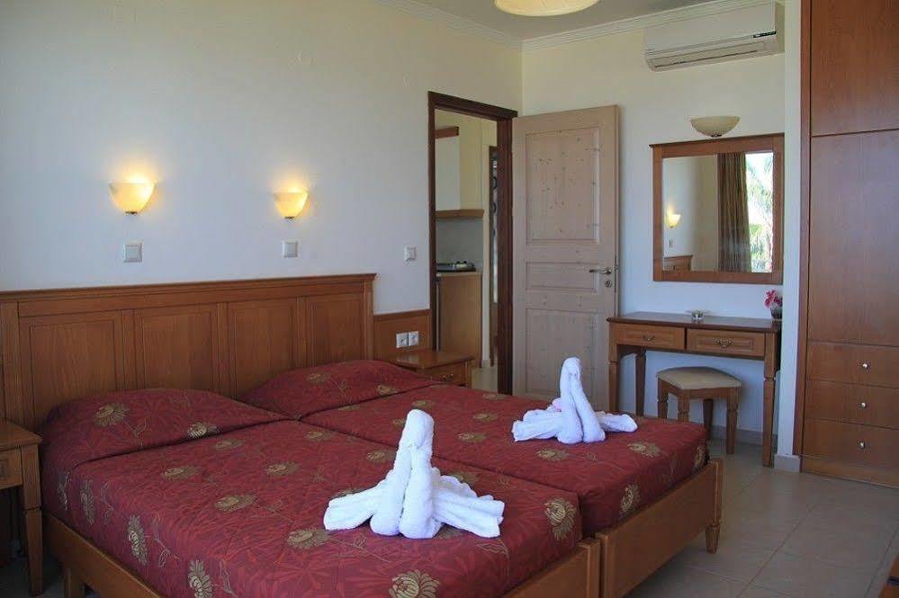 Hermes Sea View Stalos Exterior foto