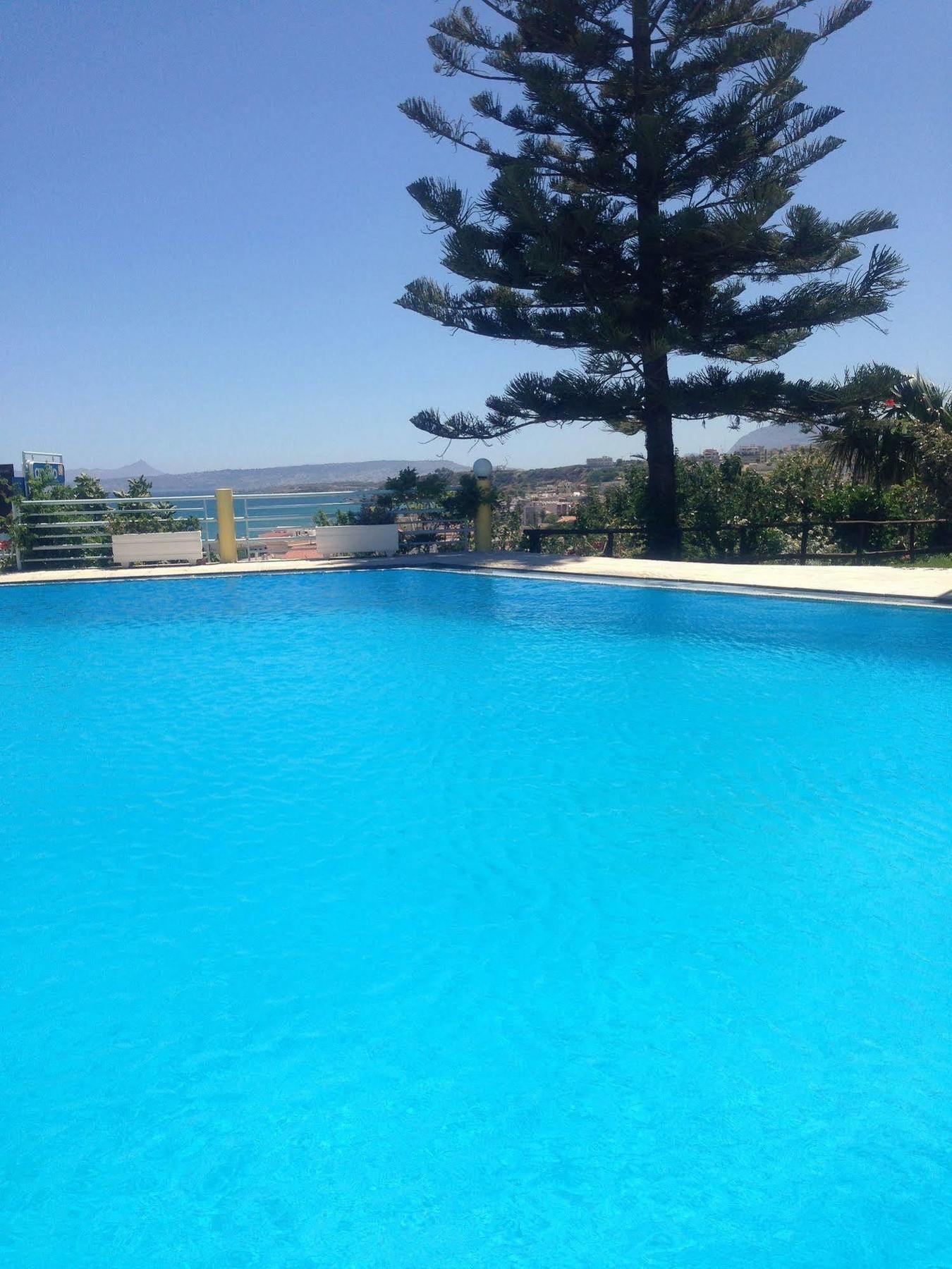 Hermes Sea View Stalos Exterior foto