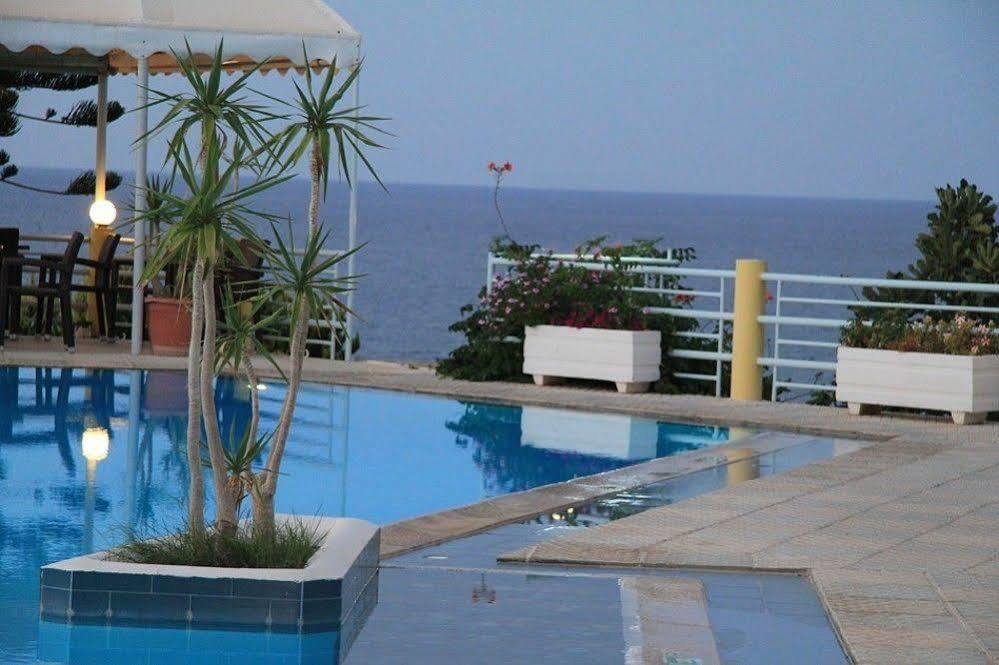 Hermes Sea View Stalos Exterior foto
